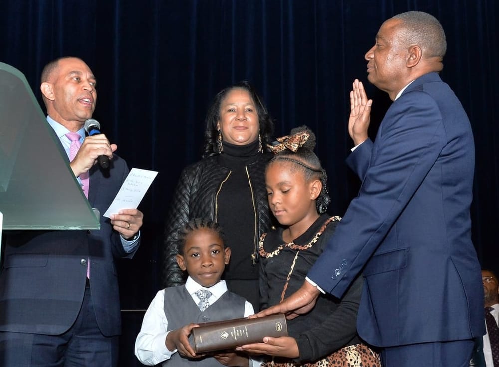 Cleo Fields Sworn In as Congressman for District 6 in Historic Ceremony at Southern University post image