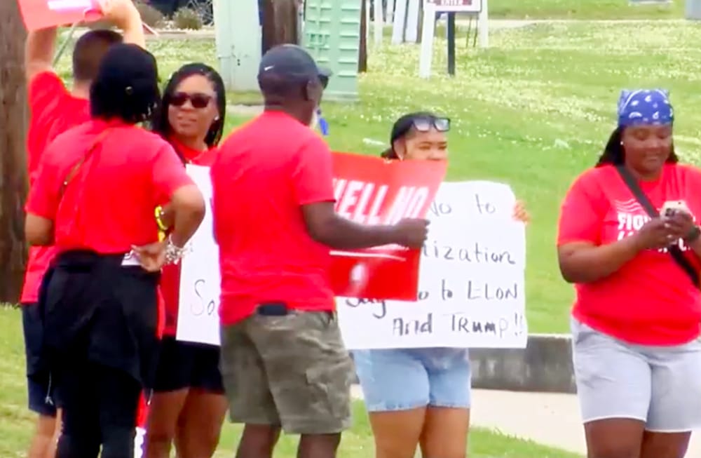 USPS Workers Protest Privatization as Major Service Changes Loom post image